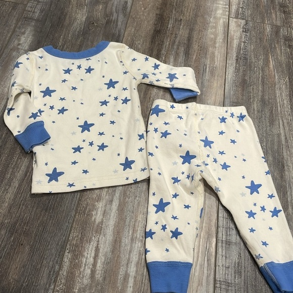 Hanna Andersson To the moon and back star Pajama Set - Picture 5 of 6